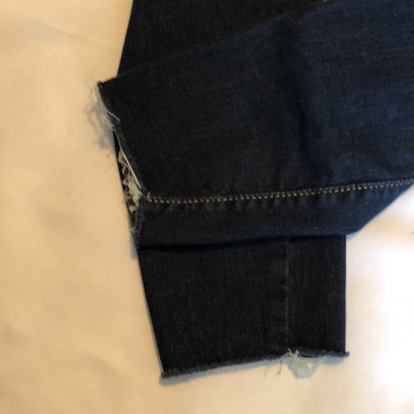 Women’s size 8 signature by Levi Strauss totally slimming pull on skinny jeans - Picture 2 of 12